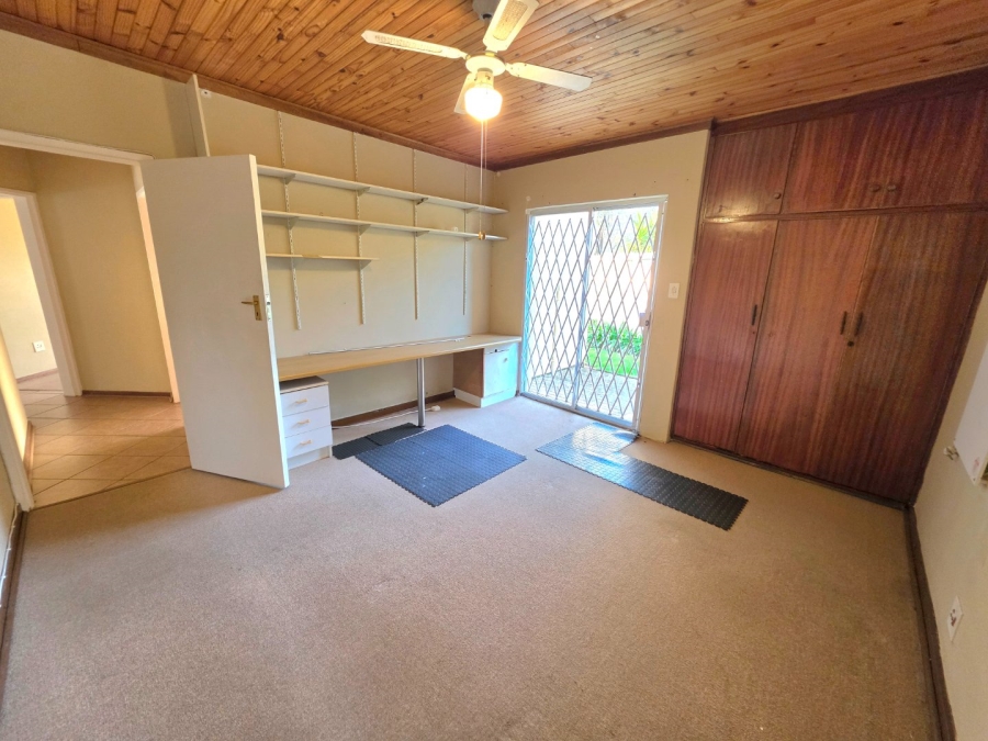 5 Bedroom Property for Sale in Panorama Free State